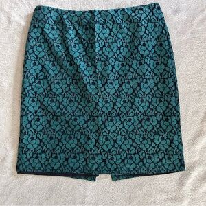 New York & Company Green Lace Mini Skirt over Black Slip Liner with Back Slit